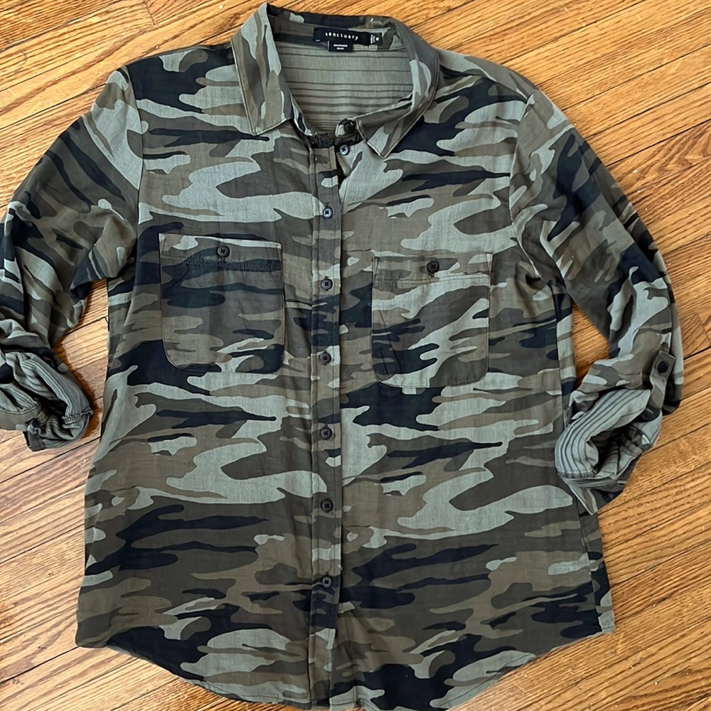 Sanctuary Camp Button Down. Medium - image 3